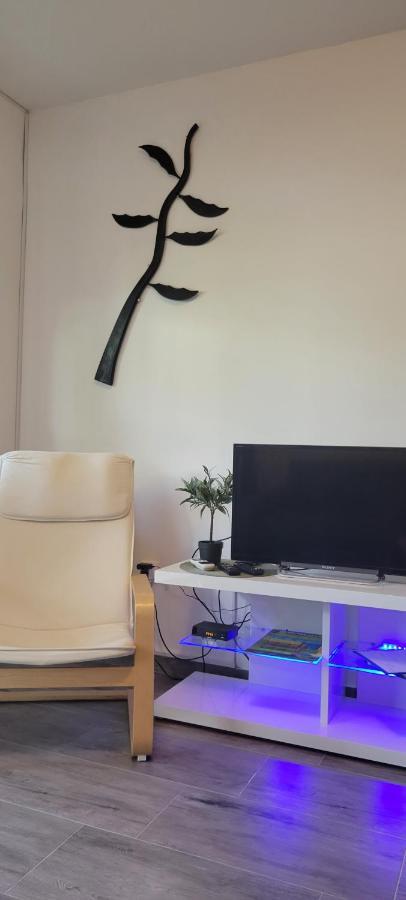 Apartmani Sonia Njivice Eksteriør bilde
