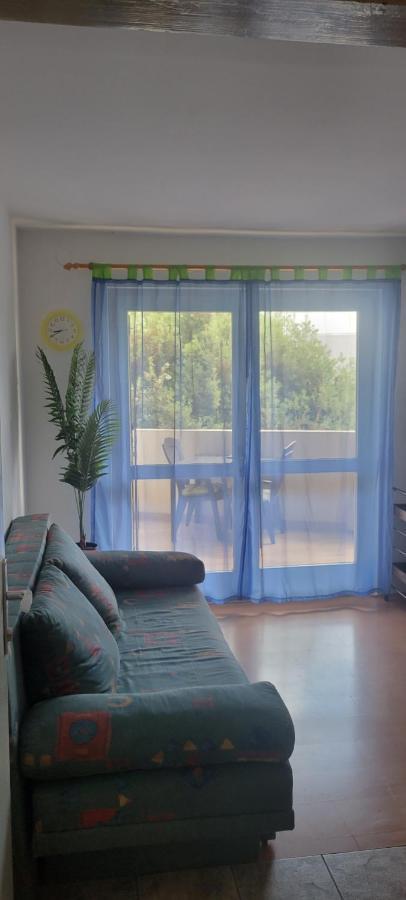 Apartmani Sonia Njivice Eksteriør bilde